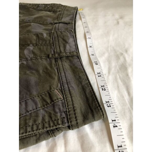 Anthropologie Women's The Wanderer Camo Cargo Pants 26P Green Mid Rise Cropped - Picture 7 of 9